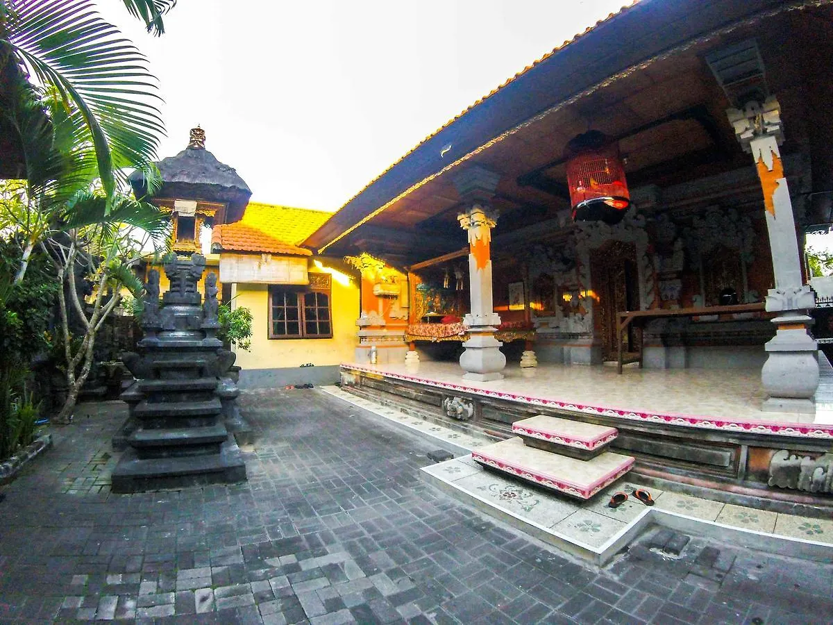 Leyeh Leyeh Homestay Canggu Pensión